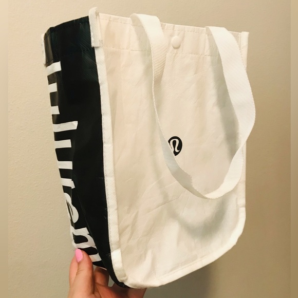 Lululemon All Night Festival Bag *5L - Picture 15 of 15